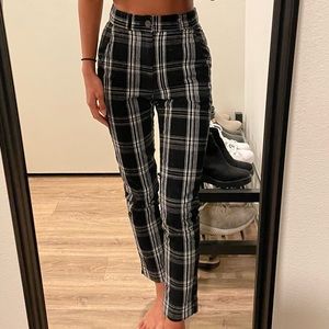 Hollister Ultra High Rise Tapered Pants